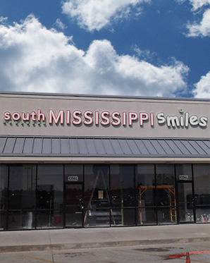 Channel (Illuminated) Letters manufactured and installed for South Mississippi Smiles